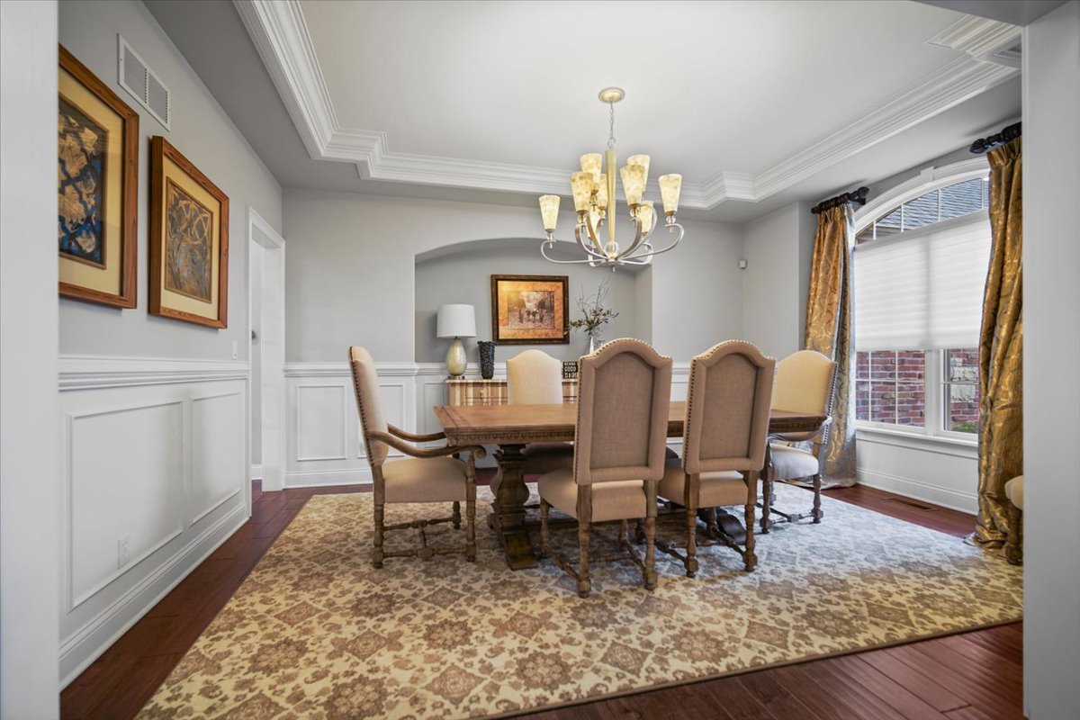 3308 Carrington Lane, Bloomington, IL 61705