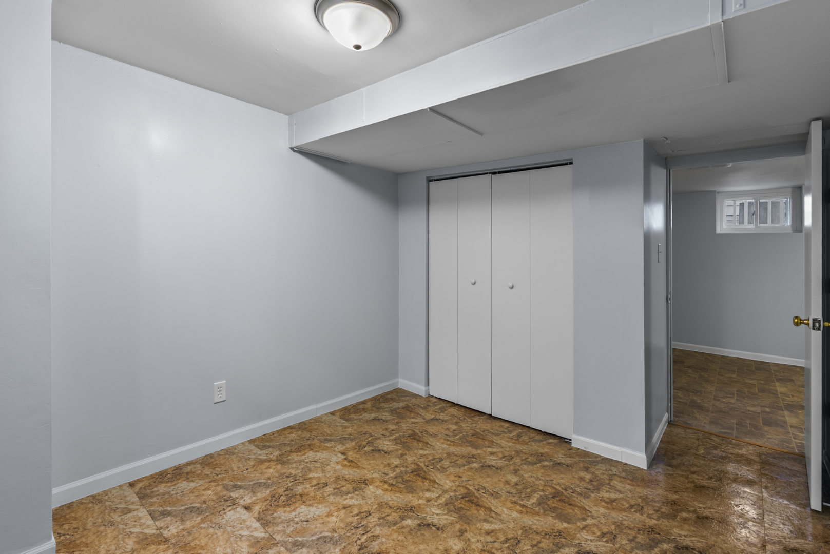 446 Seminary Avenue, Aurora, IL 60505