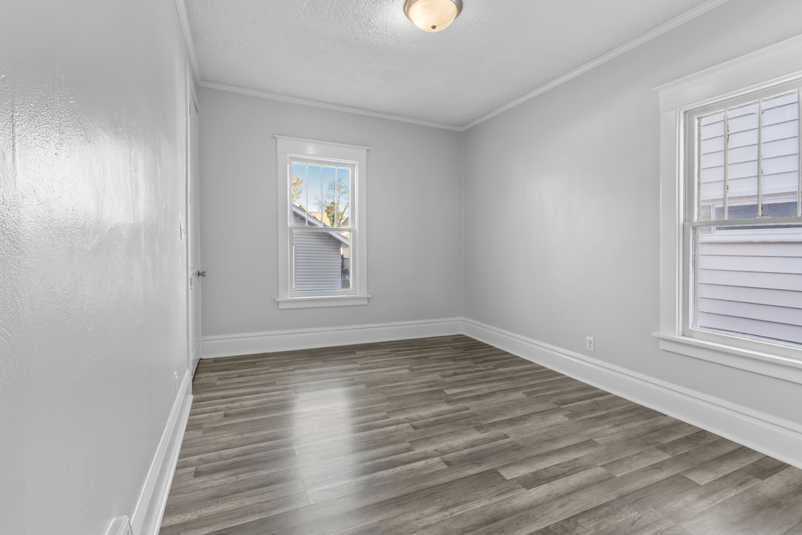 446 Seminary Avenue, Aurora, IL 60505