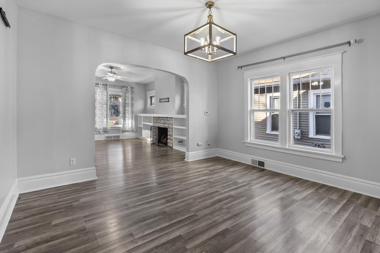 446 Seminary Avenue, Aurora, IL 60505