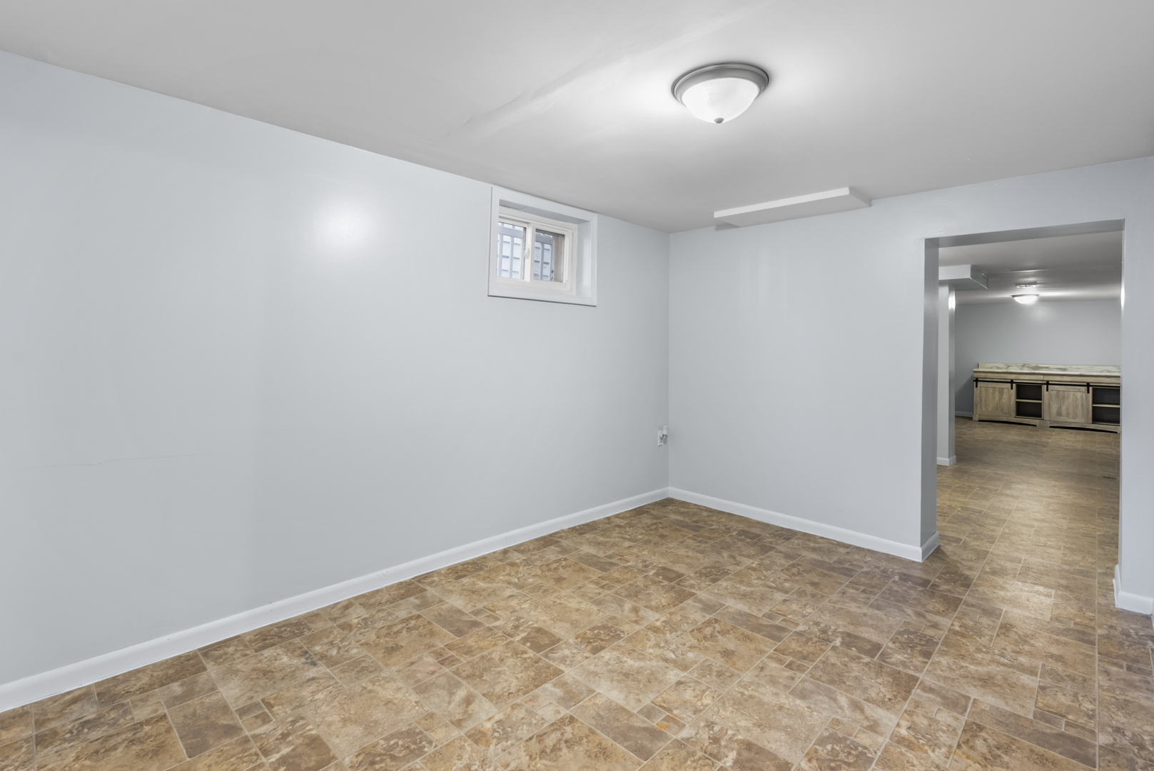 446 Seminary Avenue, Aurora, IL 60505