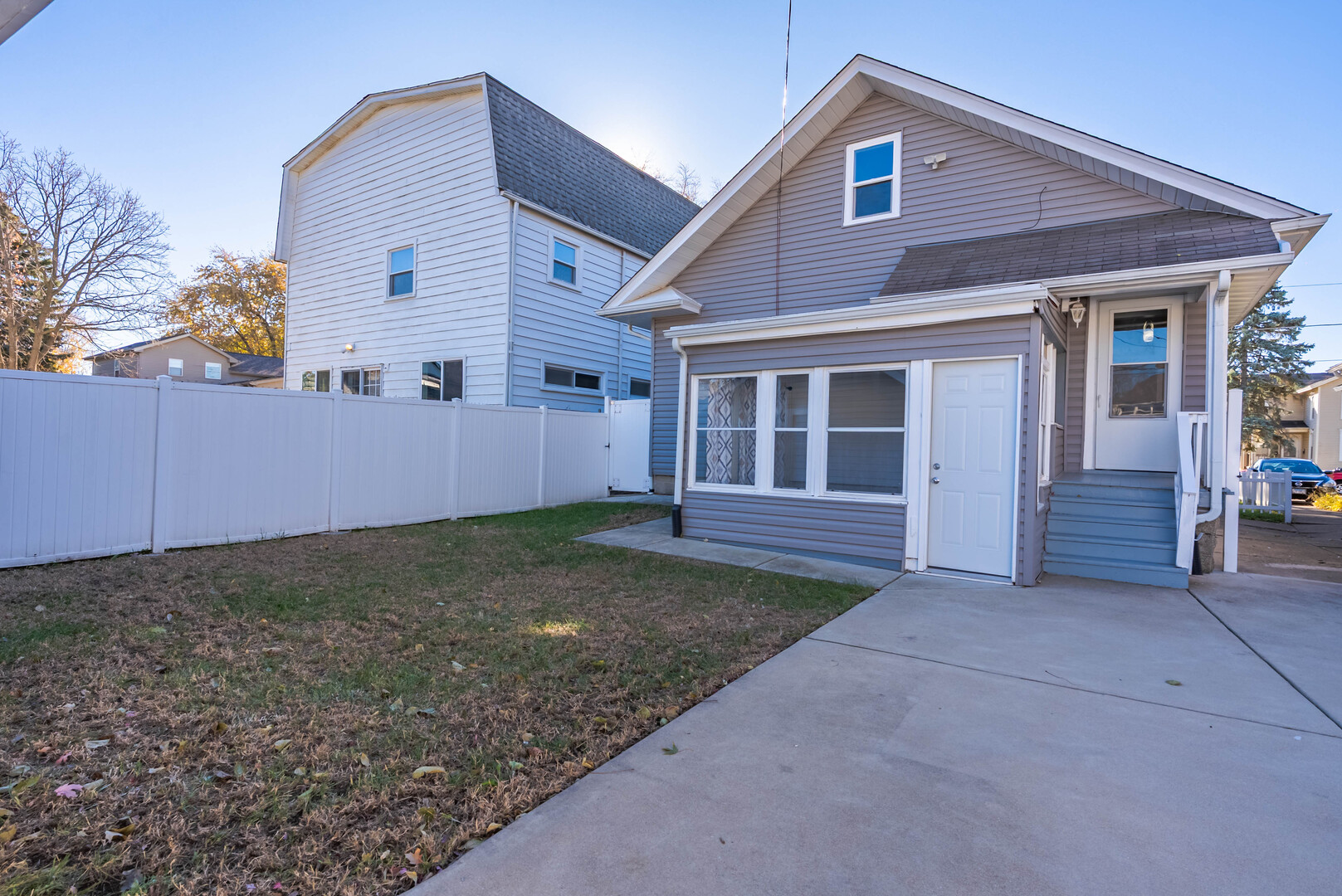 446 Seminary Avenue, Aurora, IL 60505