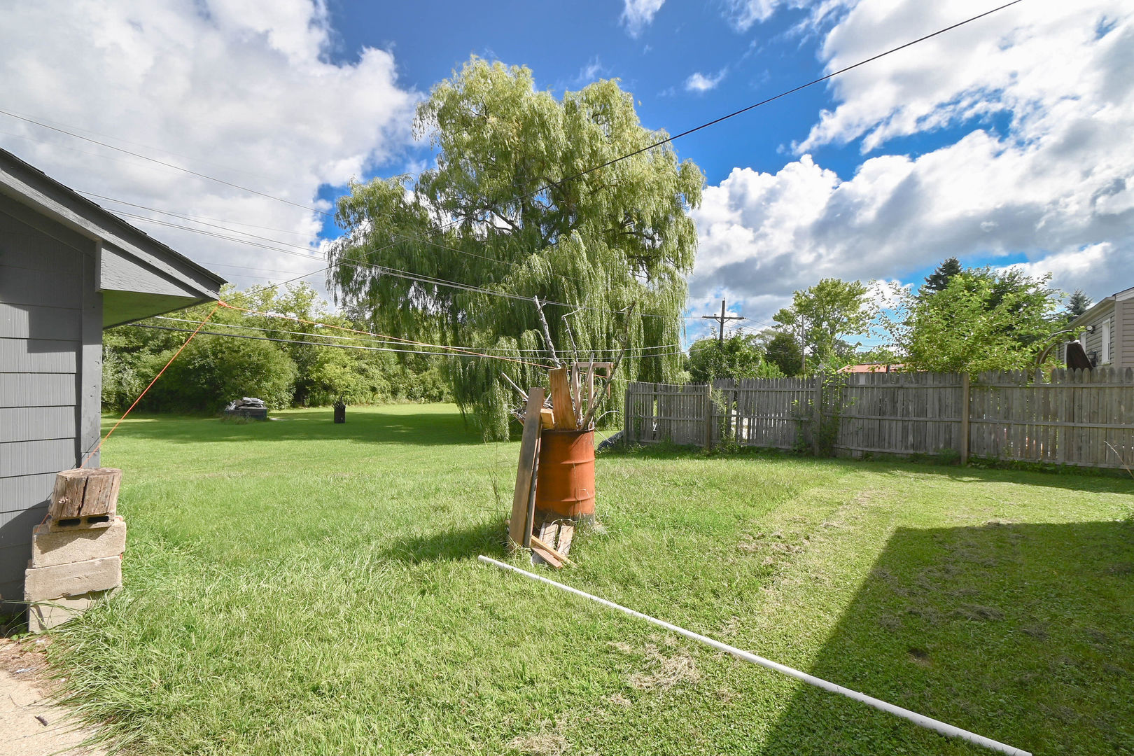 1636 Rice Street, Waukegan, IL 60087