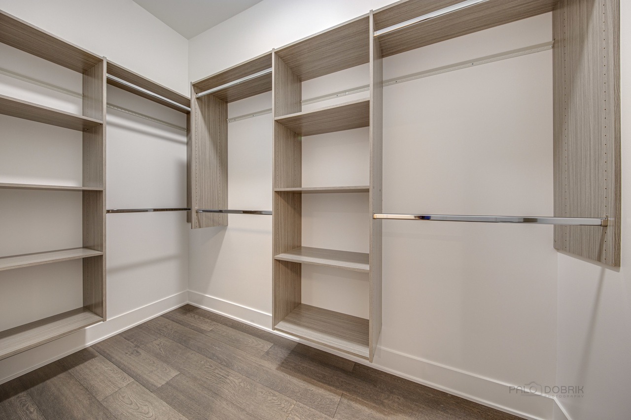 1204 N Spaulding Avenue #1N, Chicago, IL 60651