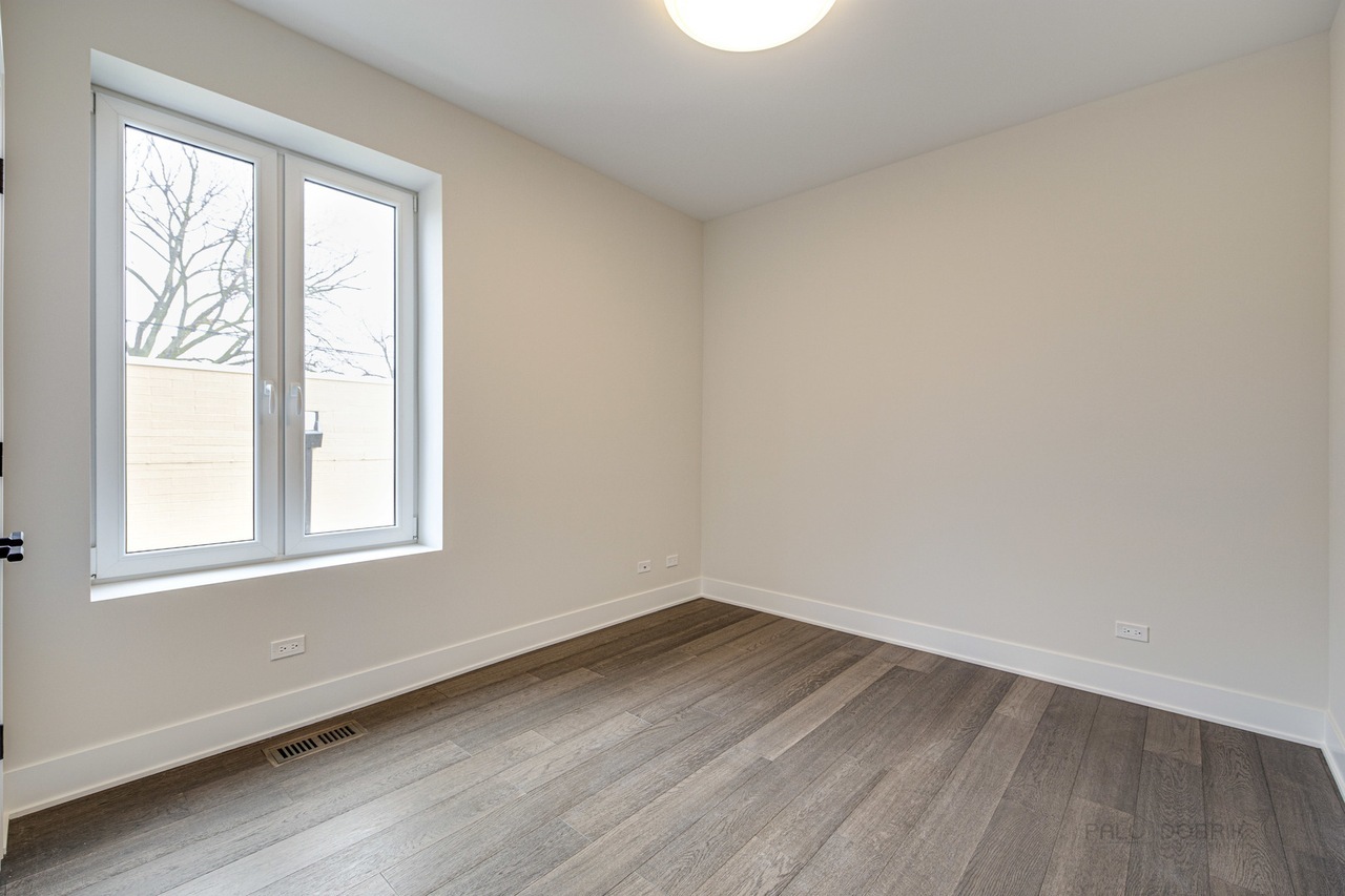 1204 N Spaulding Avenue #1N, Chicago, IL 60651