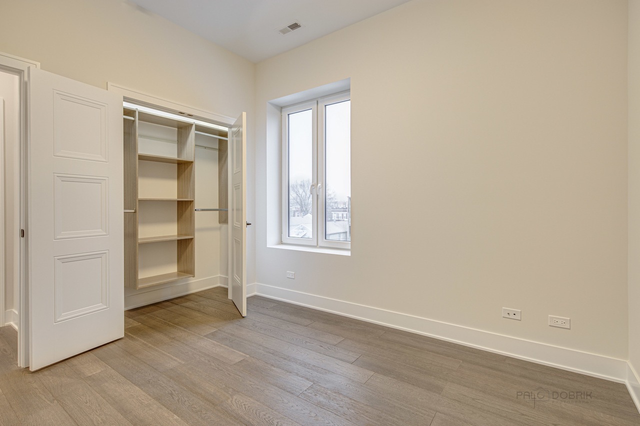 1204 N Spaulding Avenue #1N, Chicago, IL 60651