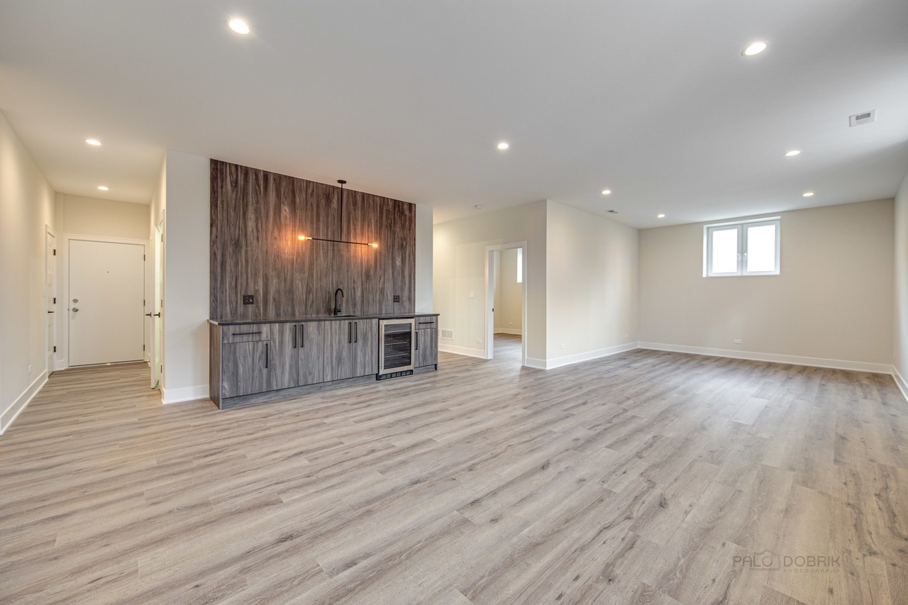 1204 N Spaulding Avenue #1N, Chicago, IL 60651