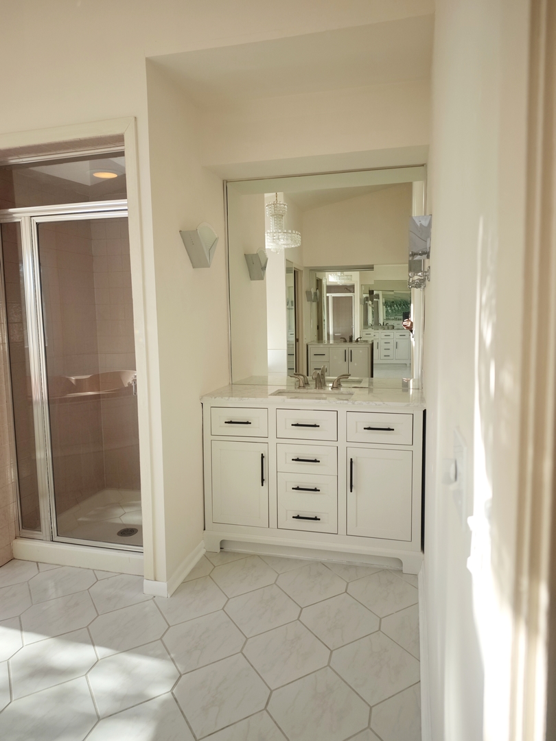 3820 Kiess Drive, Glenview, IL 60025