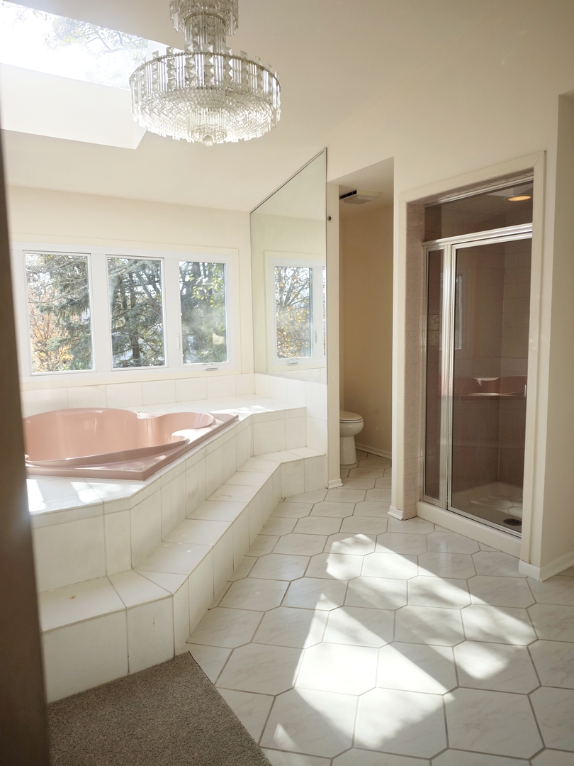 3820 Kiess Drive, Glenview, IL 60025