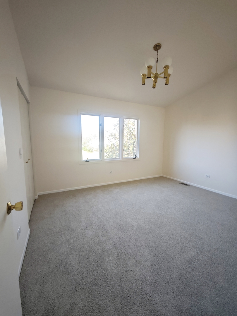 3820 Kiess Drive, Glenview, IL 60025