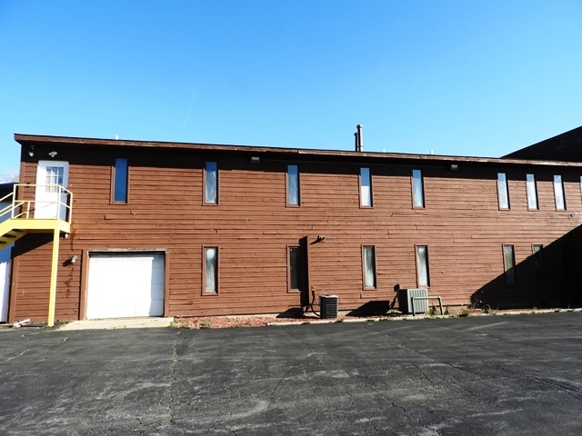 3840 Grandview Avenue #B, Gurnee, IL 60031