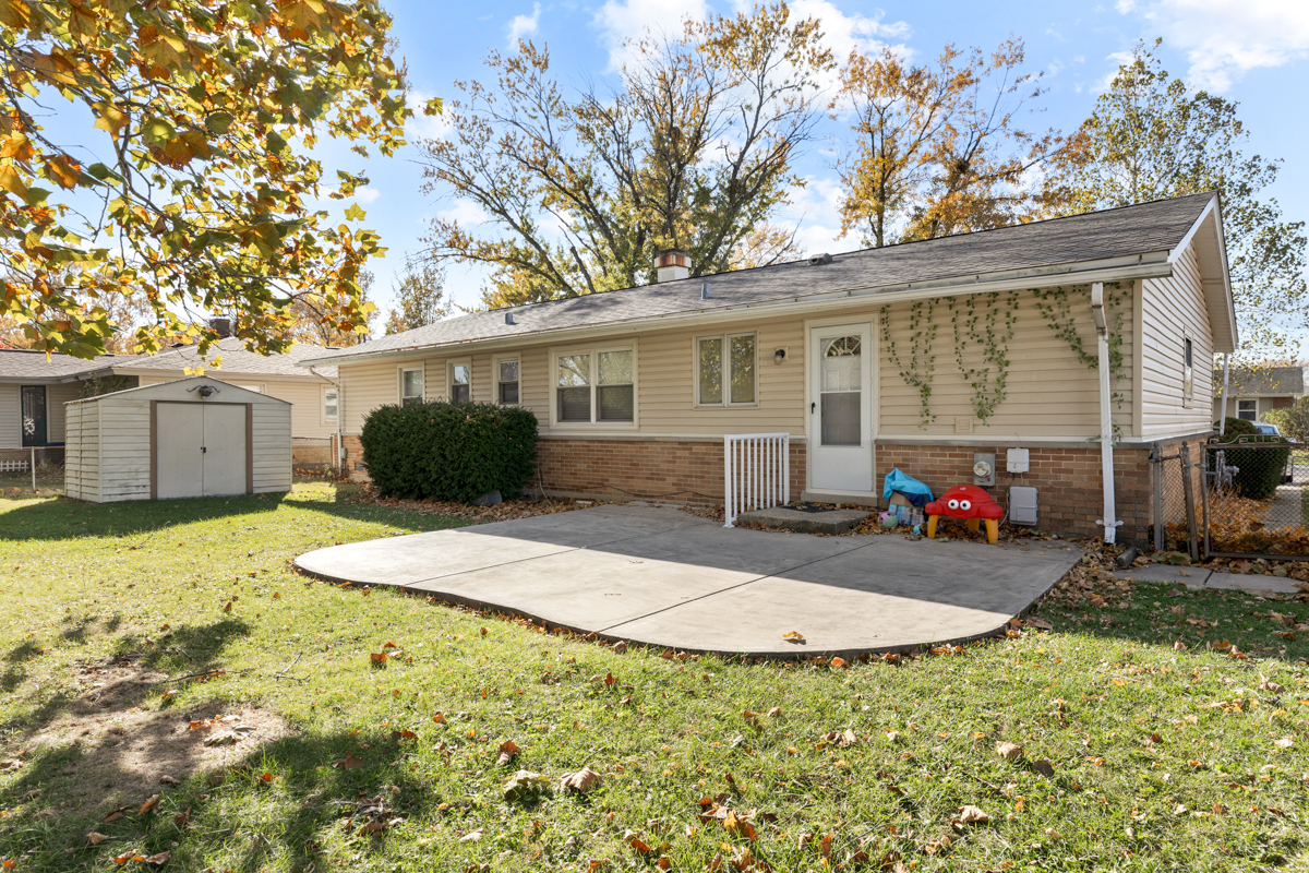 635 Love Street, Elk Grove Village, IL 60007