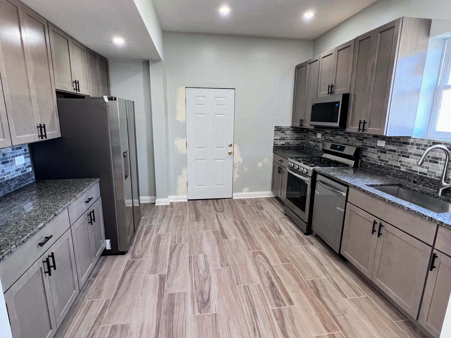 4244 N Spaulding Avenue #3, Chicago, IL 60618