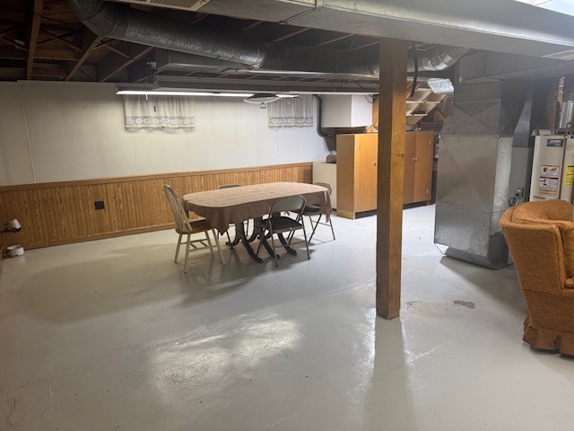 307 N Linden Street, Clinton, IL 61727