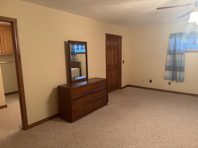 307 N Linden Street, Clinton, IL 61727