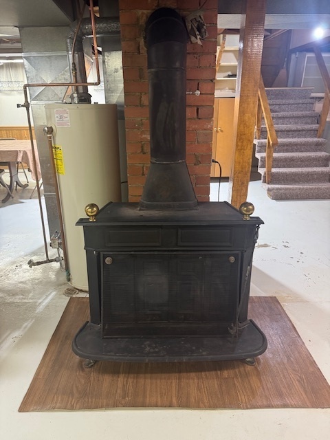 307 N Linden Street, Clinton, IL 61727