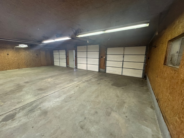 307 N Linden Street, Clinton, IL 61727