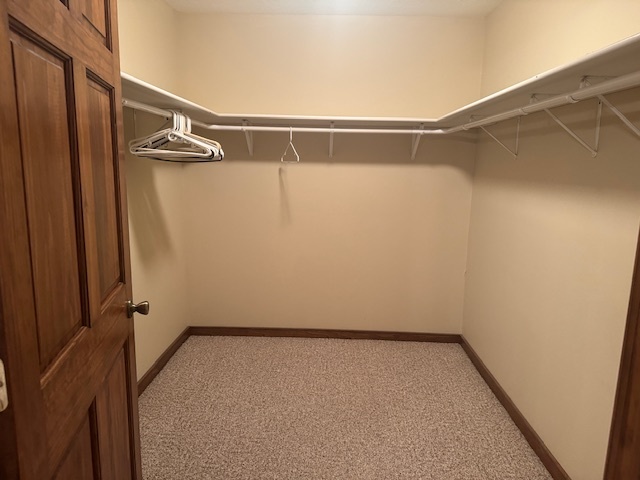 307 N Linden Street, Clinton, IL 61727