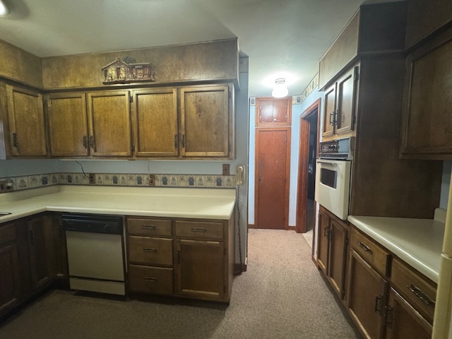 307 N Linden Street, Clinton, IL 61727