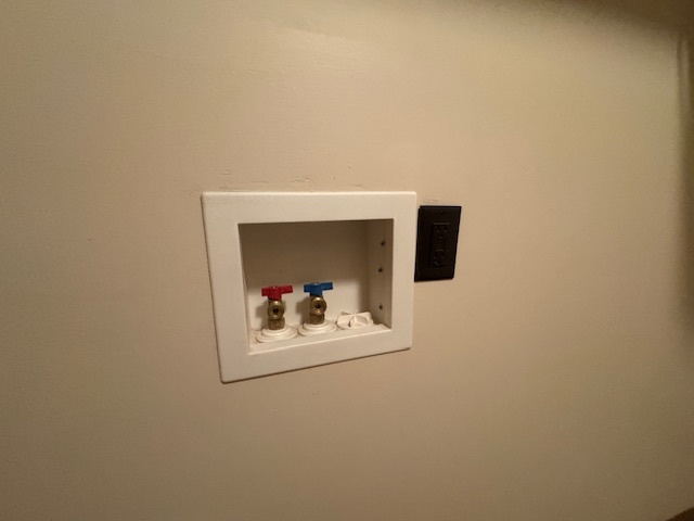 307 N Linden Street, Clinton, IL 61727