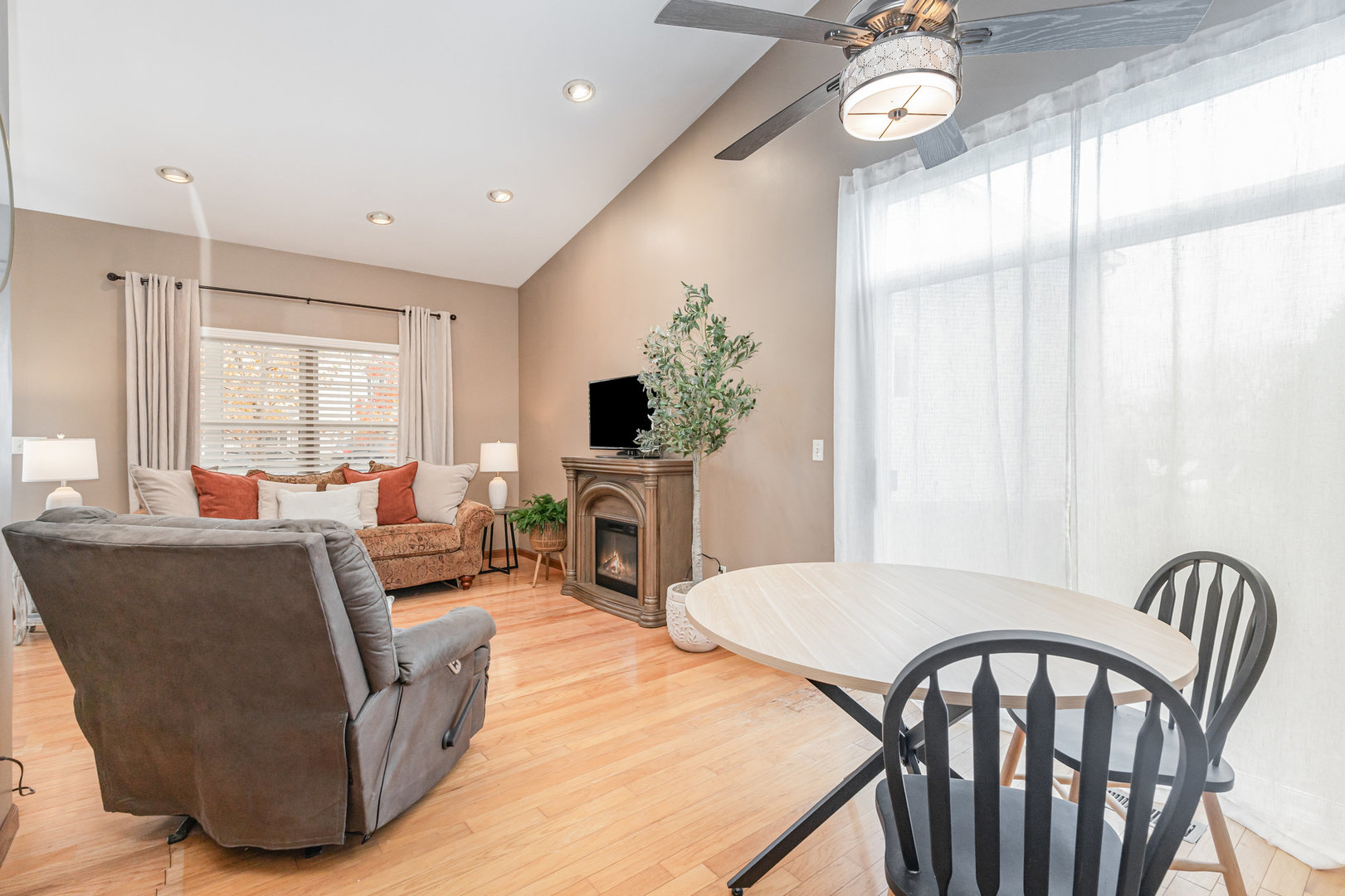 21413 Frost Court, Plainfield, IL 60544