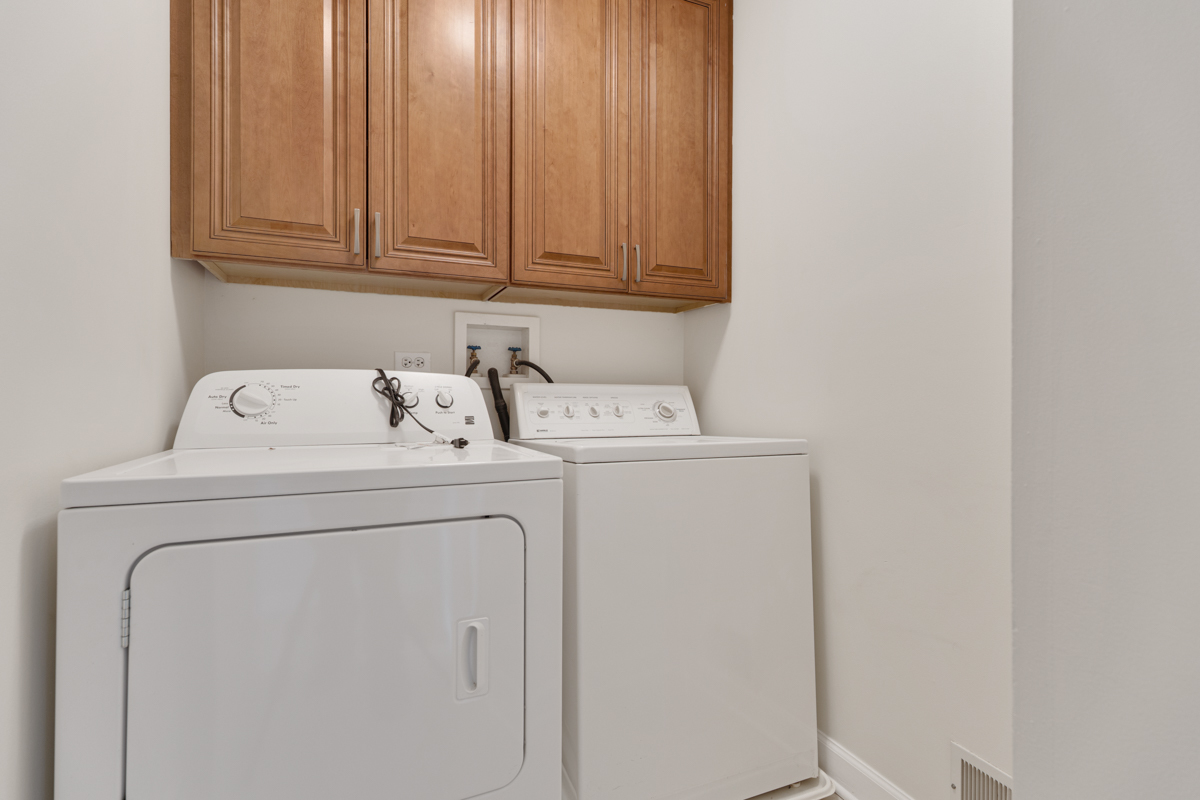 Elk Grove Village, IL 60007