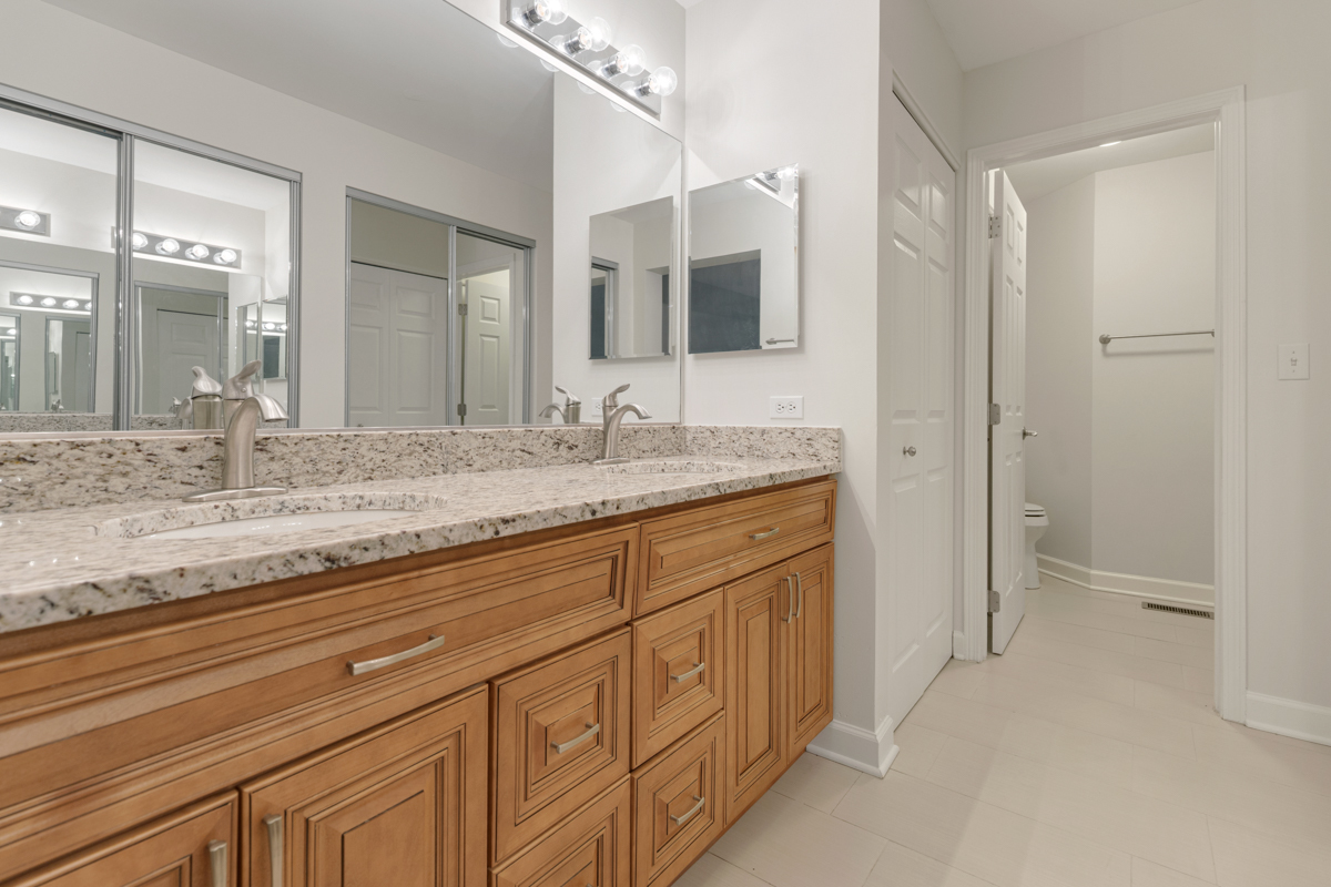 Elk Grove Village, IL 60007