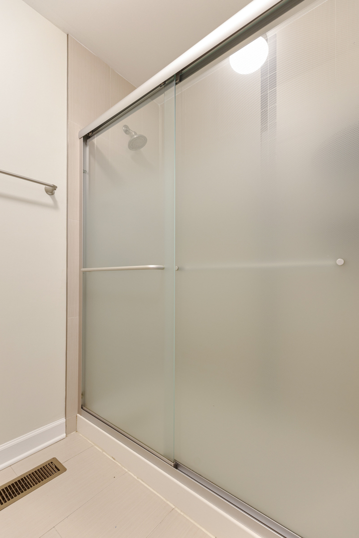 Elk Grove Village, IL 60007