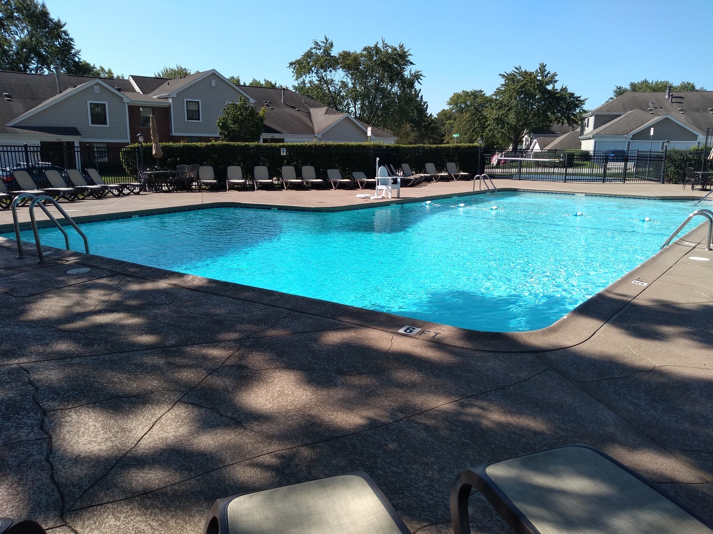 350 Newgate Court #V2, Schaumburg, IL 60193