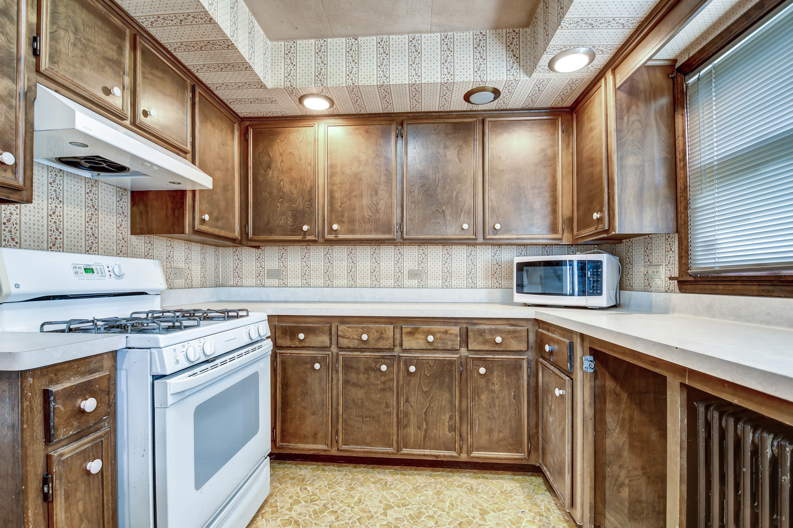 1000 Oneida Street, Joliet, IL 60435