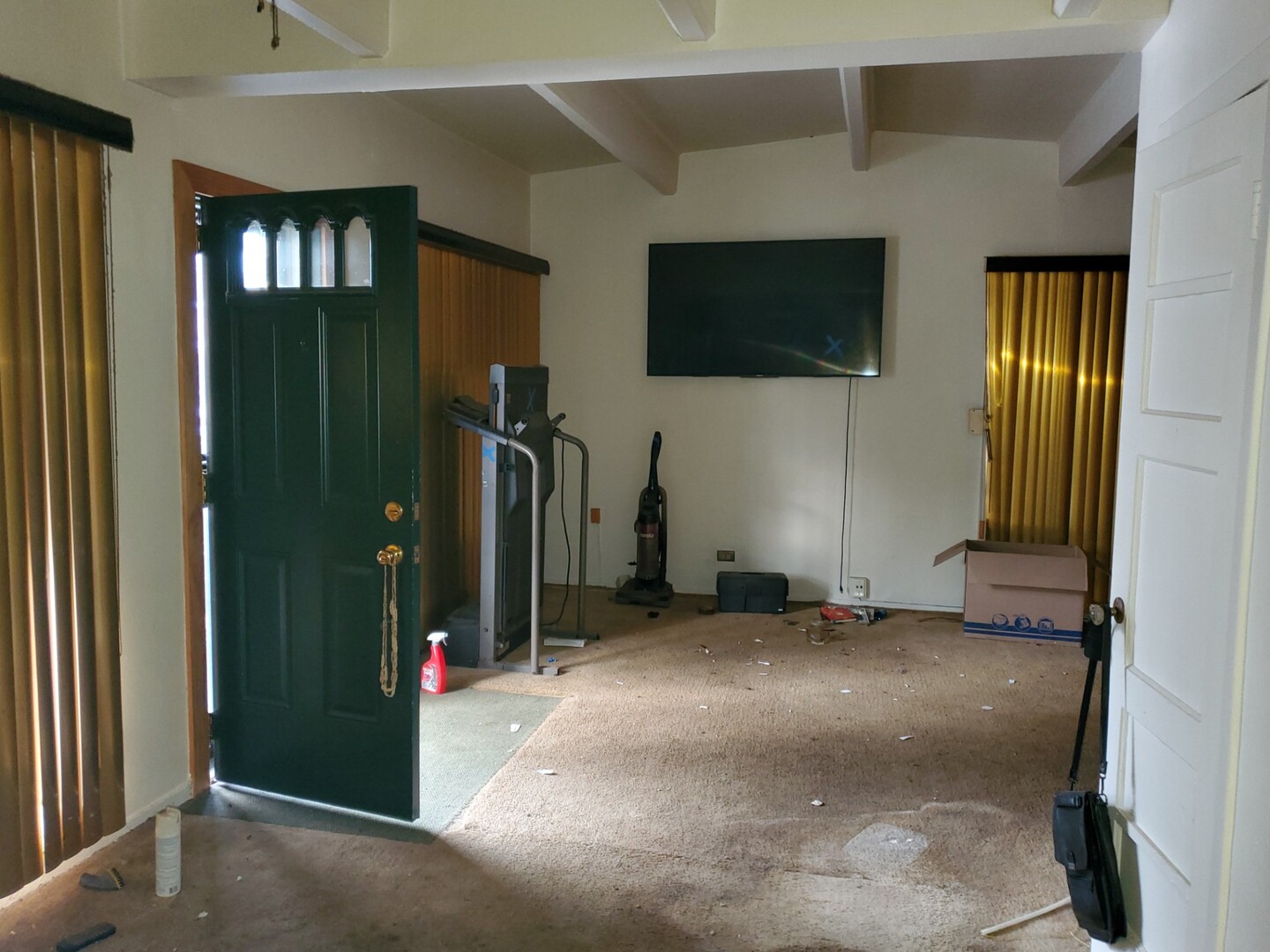 9213 S Forest Avenue, Chicago, IL 60619