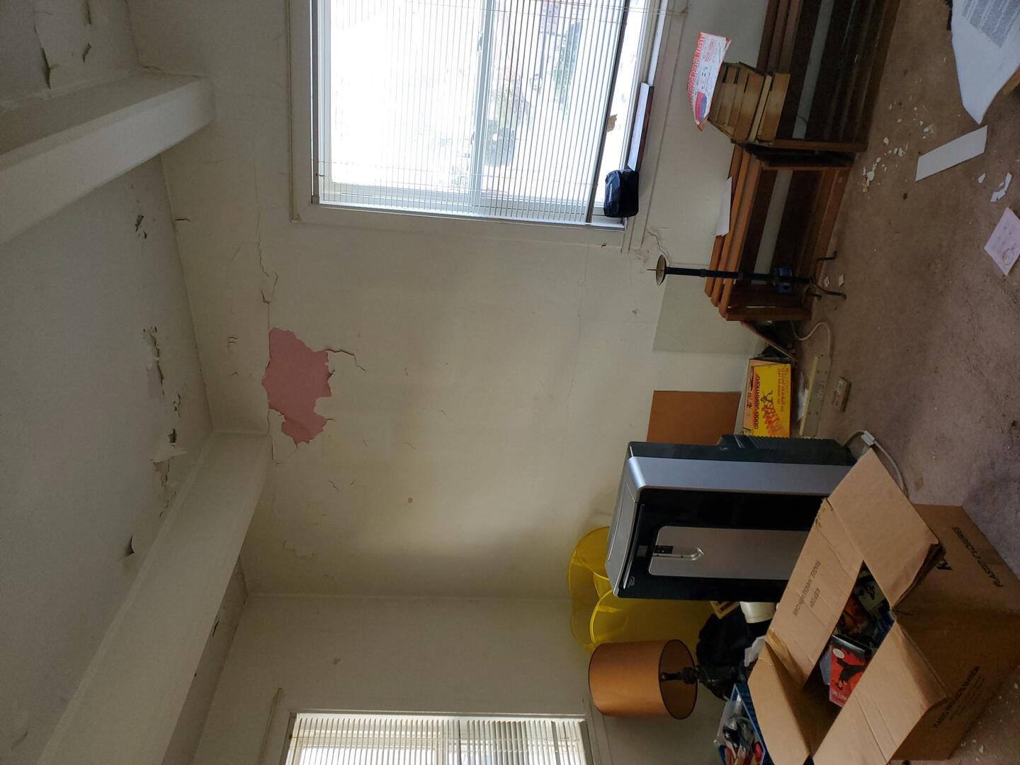 9213 S Forest Avenue, Chicago, IL 60619