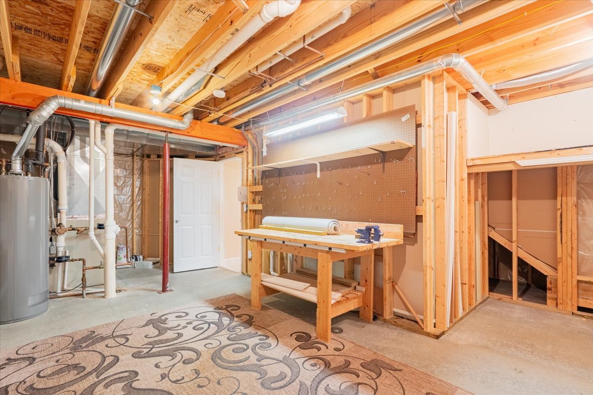 1612 Myra Lane, Bloomington, IL 61704