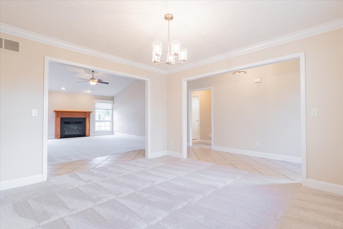 1612 Myra Lane, Bloomington, IL 61704