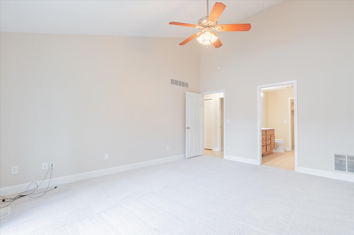 1612 Myra Lane, Bloomington, IL 61704