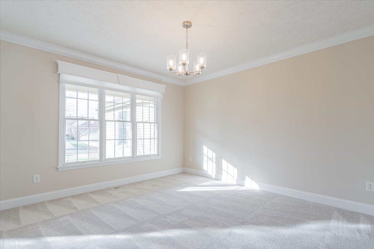 1612 Myra Lane, Bloomington, IL 61704