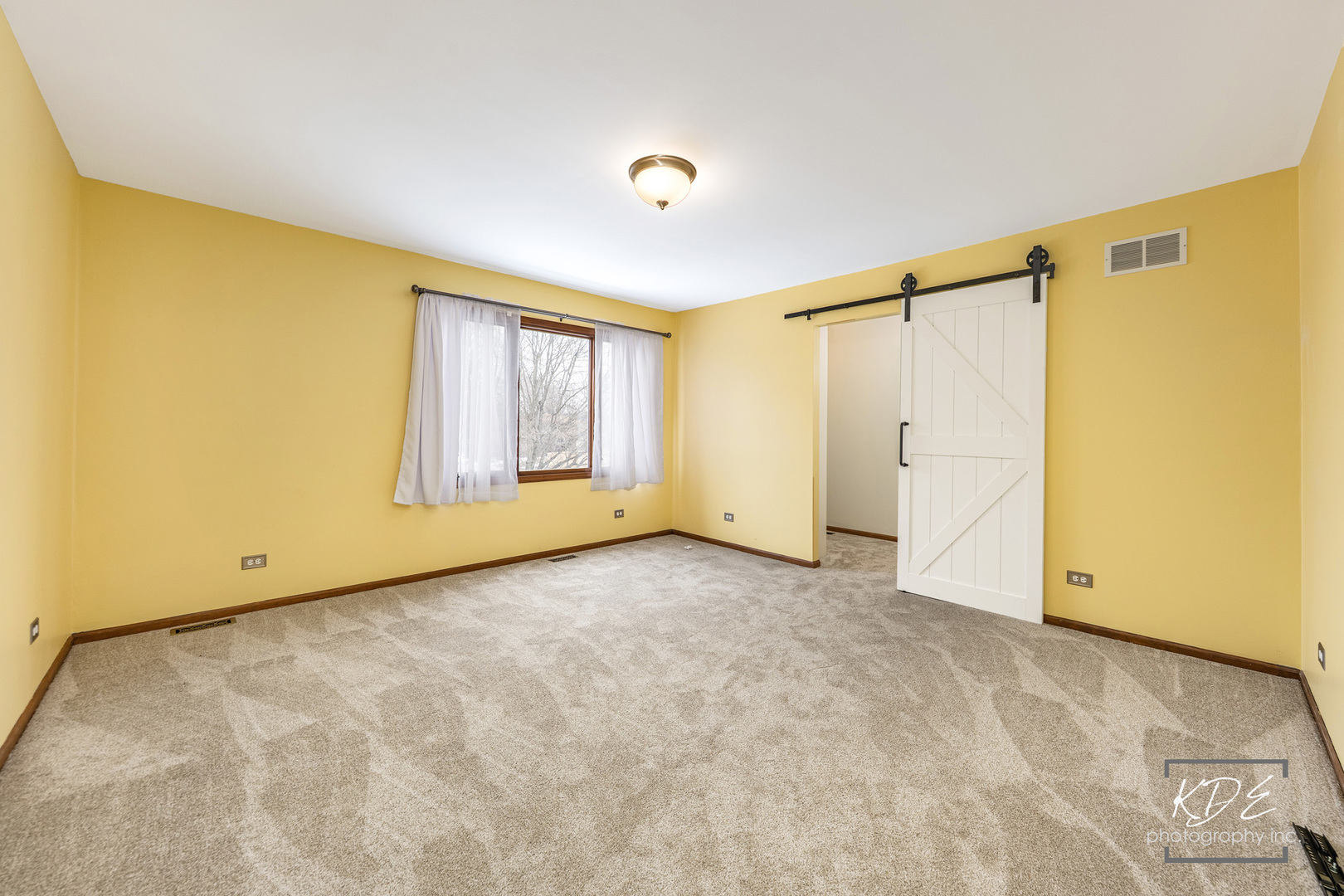 515 Cimarron Drive, Aurora, IL 60504