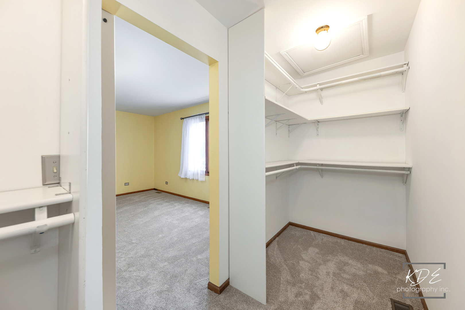 515 Cimarron Drive, Aurora, IL 60504