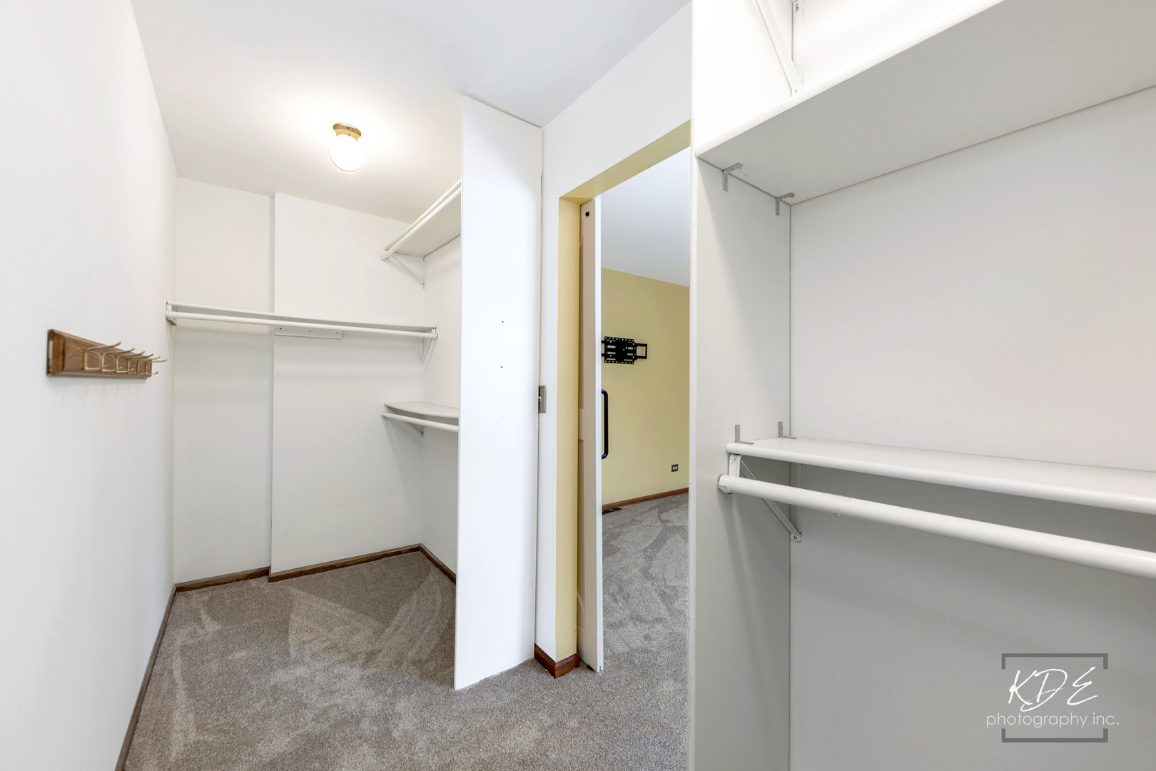 515 Cimarron Drive, Aurora, IL 60504