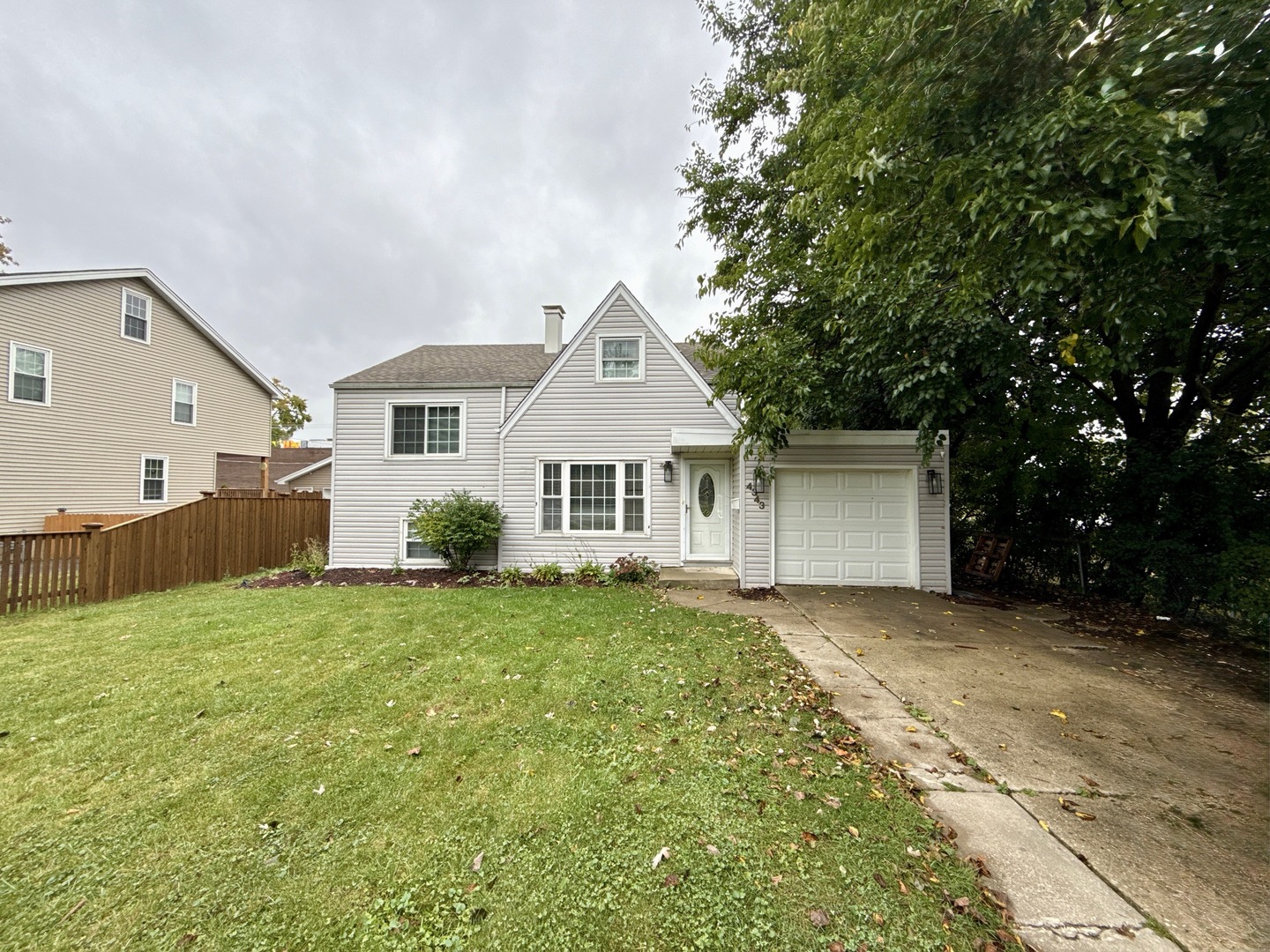 4343 Linscott Avenue, Downers Grove, IL 60515