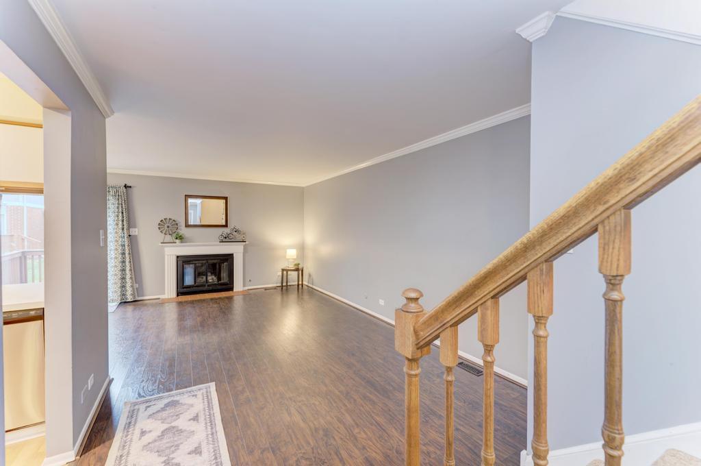 1631 Southampton Court, Wheaton, IL 60189