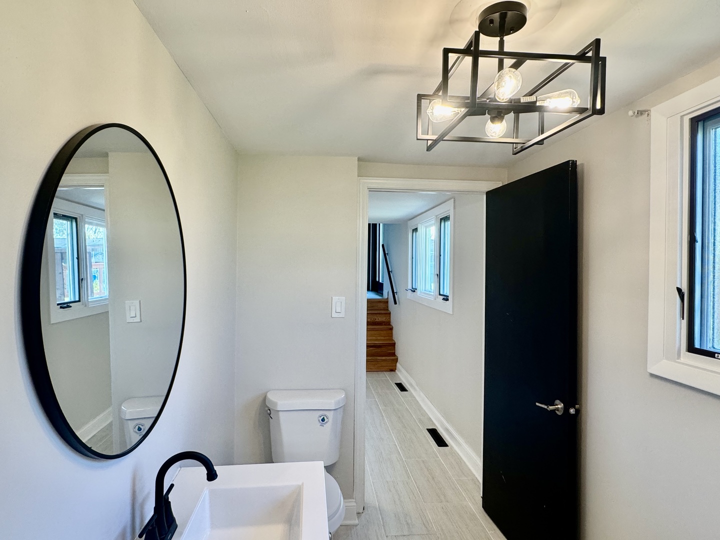 5700 La Palm Drive, Oak Forest, IL 60452