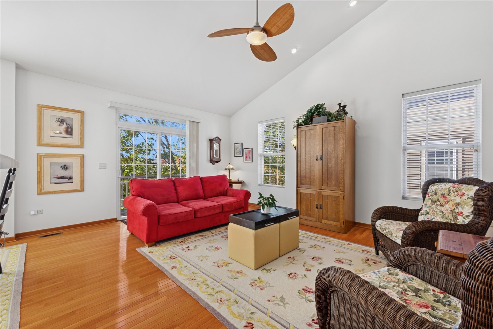 1931 Oxley Circle #-, Naperville, IL 60563