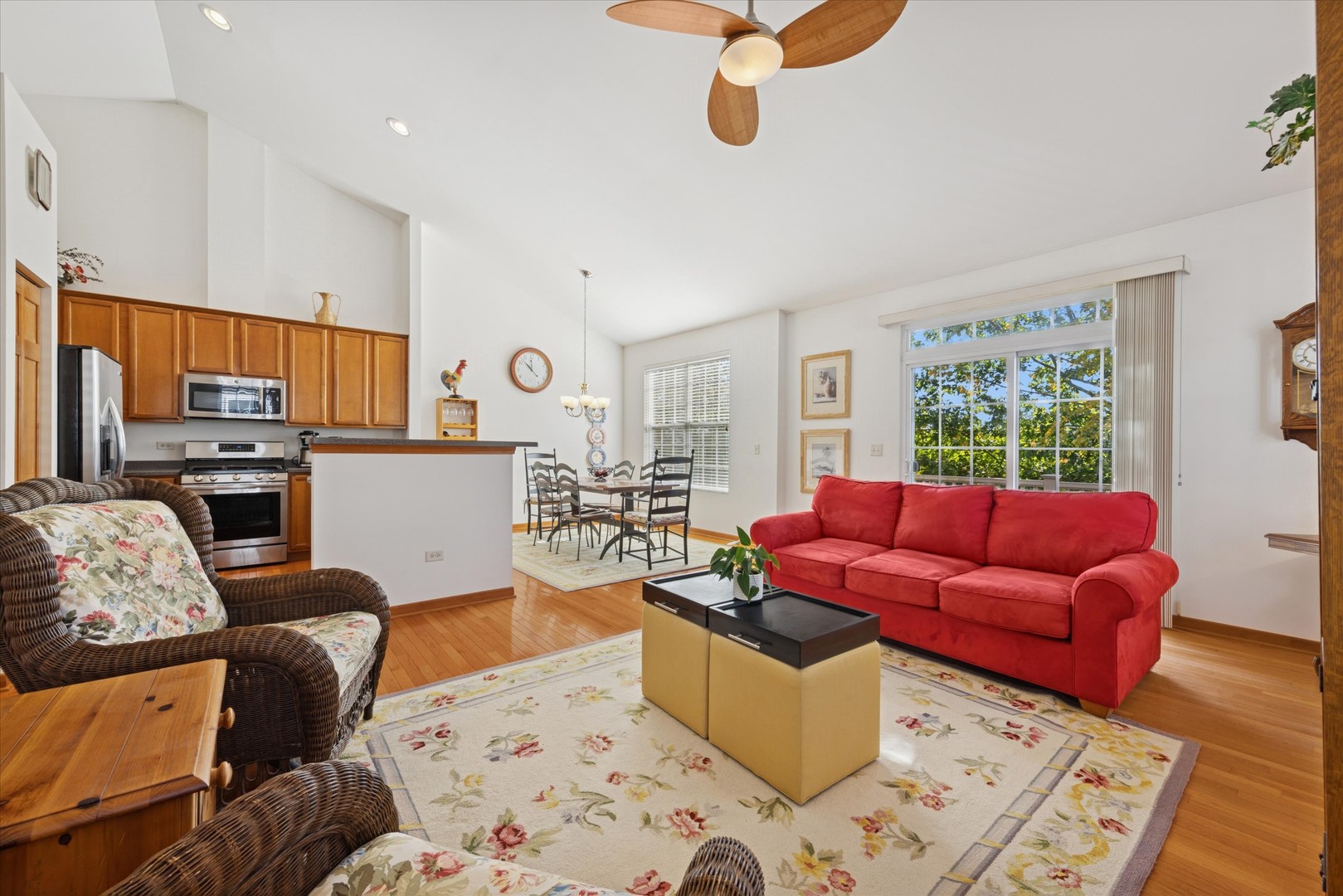 1931 Oxley Circle #-, Naperville, IL 60563