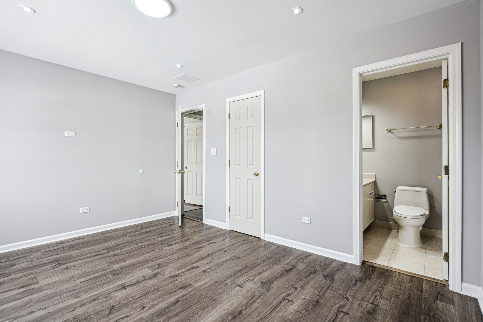 Westchester, IL 60154