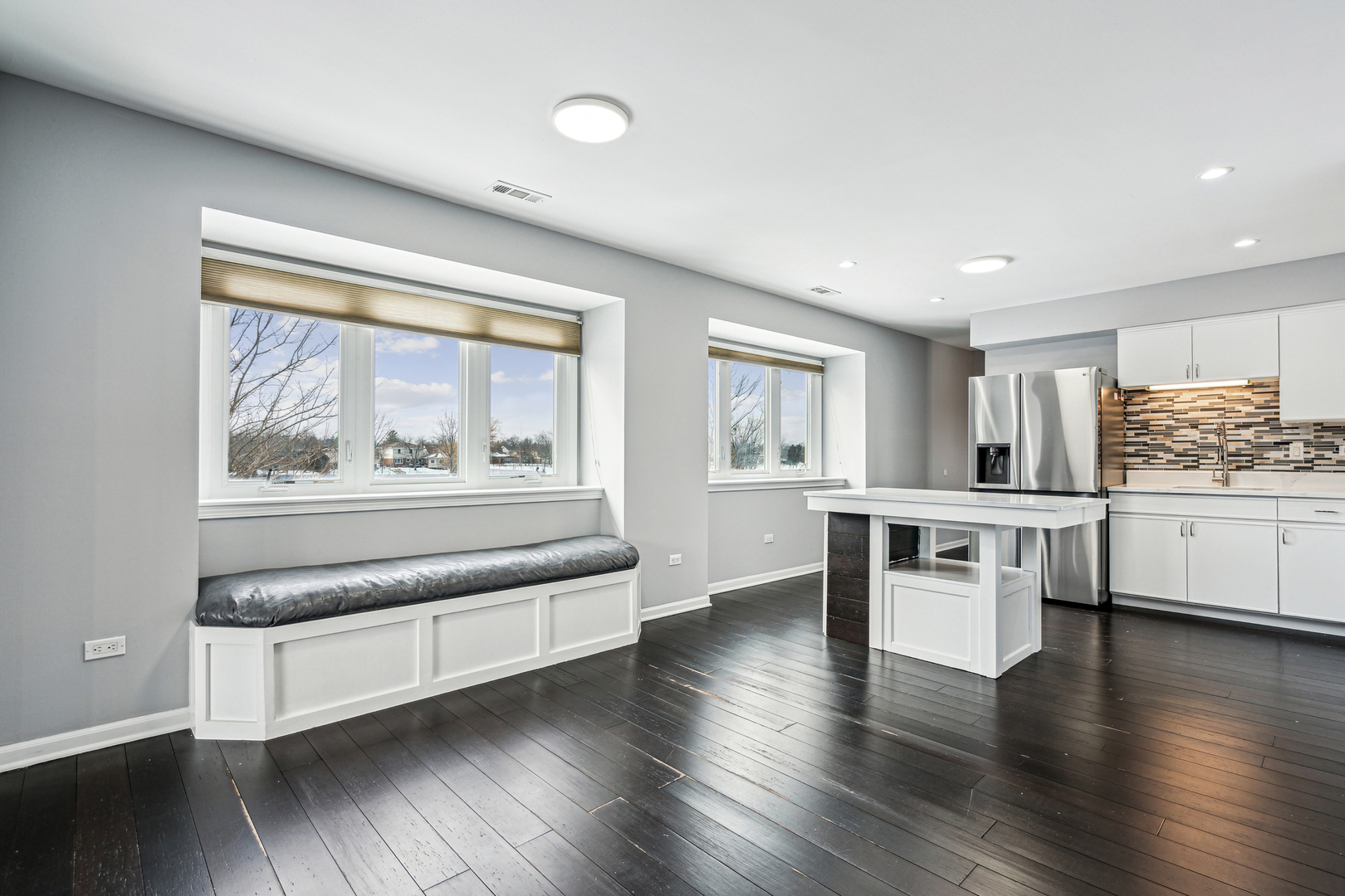 Westchester, IL 60154