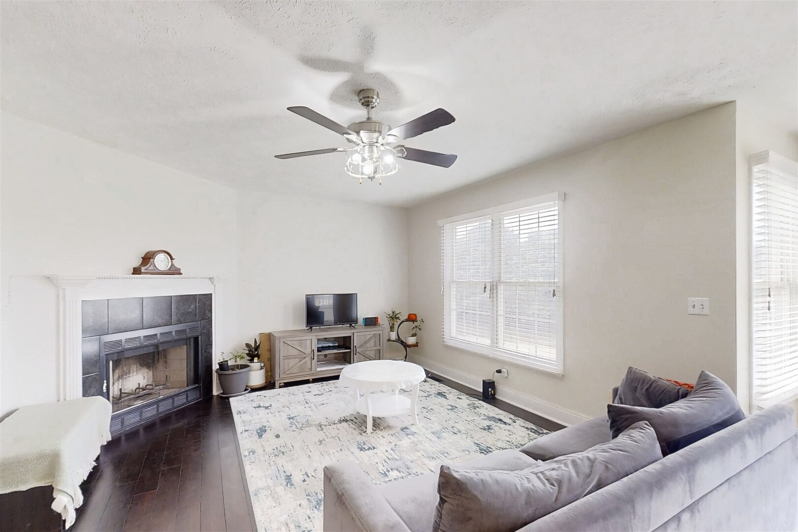 2822 Chesapeake Lane, Bloomington, IL 61704