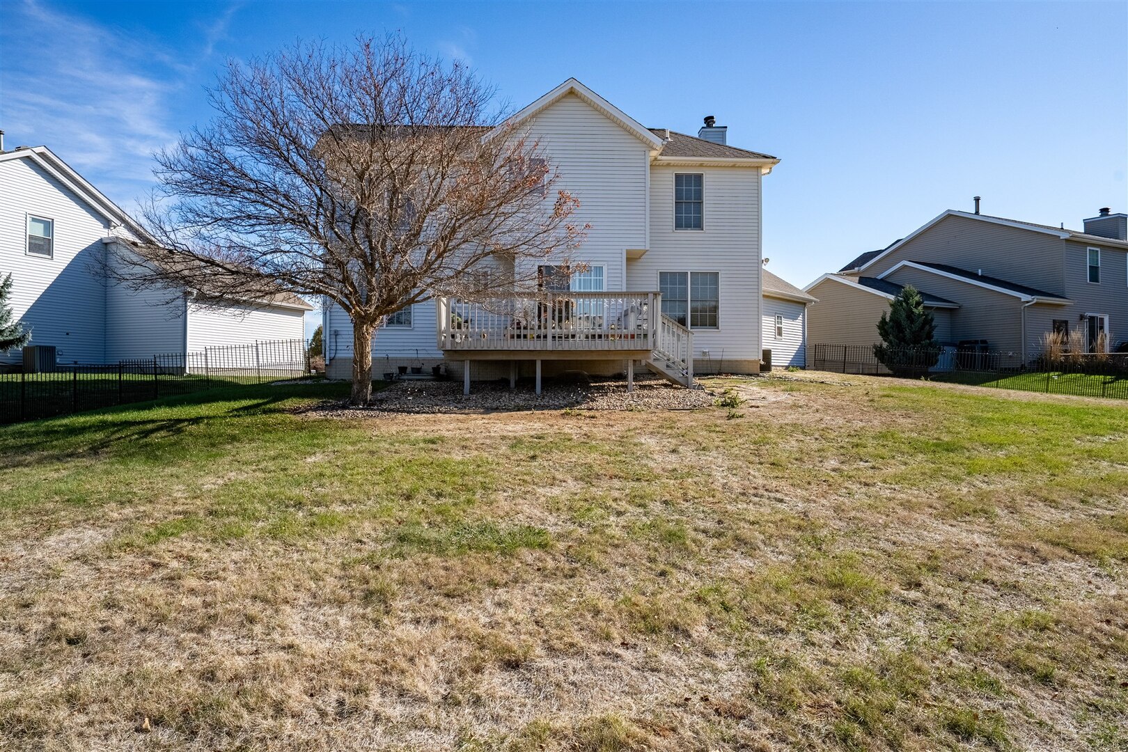 2822 Chesapeake Lane, Bloomington, IL 61704