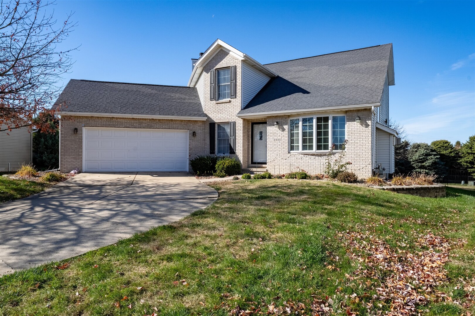 2822 Chesapeake Lane, Bloomington, IL 61704