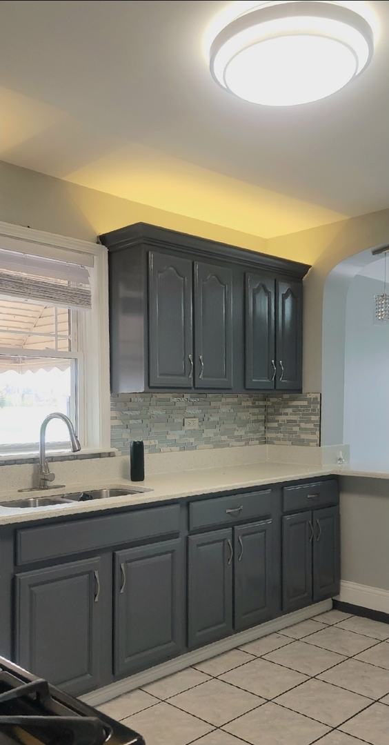 4758 S CAMPBELL Avenue, Chicago, IL 60632